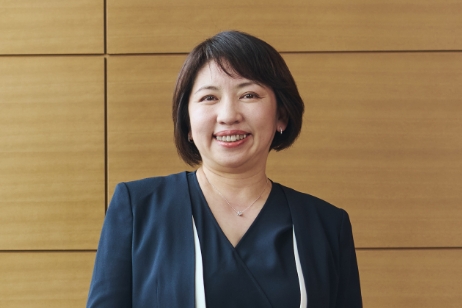 代表取締役社長　間淵 裕子