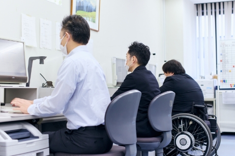 お客さま情報のデータの保管・検索