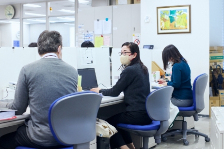 社内人事・経理・総務