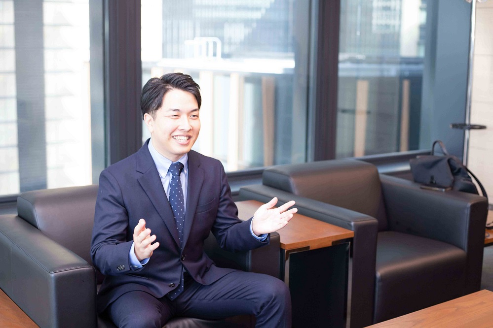 代表取締役 坂本 将磨の写真