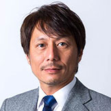 宇野 康秀