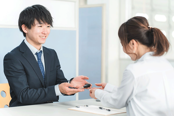 マイカーローンとは？カードローン等のその他のローンとの違いや選び方を解説
