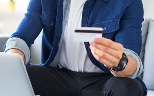 カードローンとは？メリットやデメリット、申込方法を分かりやすく解説