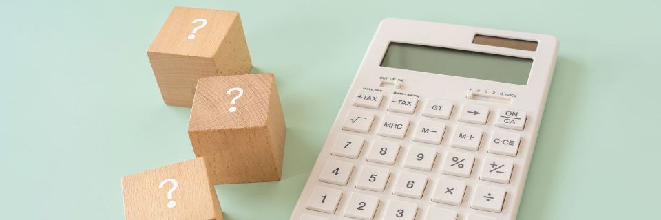 カードローンの借り換えを検討した方が良いケース