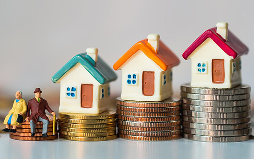 住宅ローンの借換時は変動金利と固定金利のどちらを選ぶ？