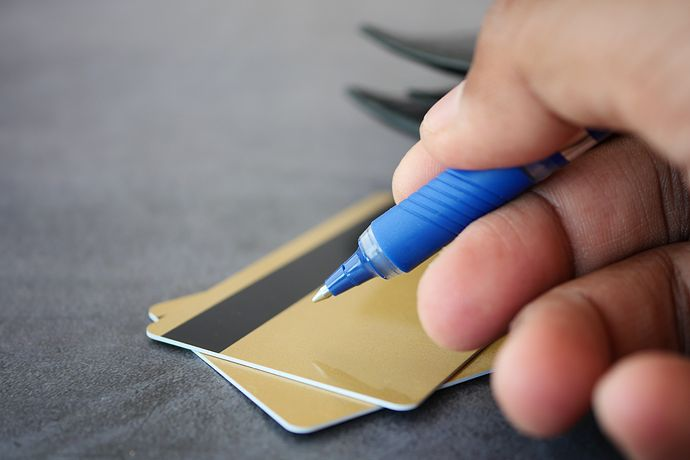 更新用のクレジットカードが届いたときの対応手順