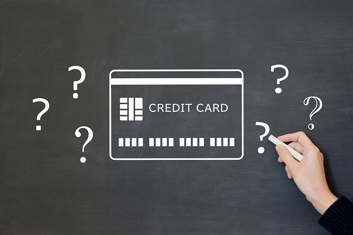 クレジットカードの手数料が発生するのはどんなとき？手数料なしで利用する方法も紹介