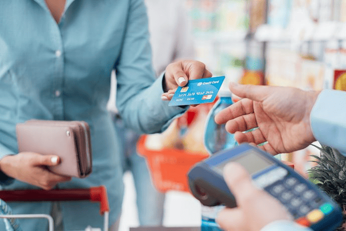 無職でもクレジットカードは作れる？条件・対策